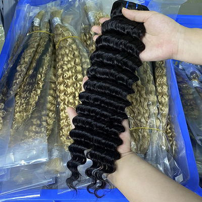 Rambut manusia mentah Deep Wave Virgin Brazilian Hair Bundles